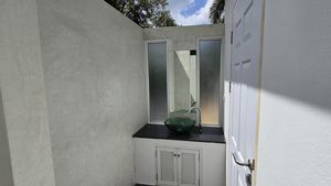 Bathroom under the sky