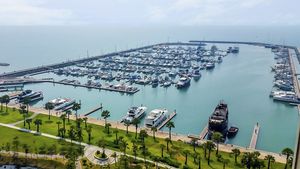 Ocean Marina is just 10 minutes away